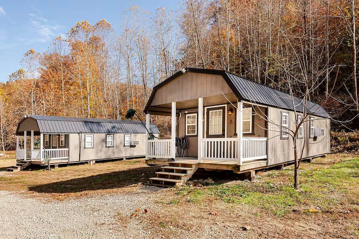 Exterior of a sleeping cabin at Moto Supreme, Norman Indiana